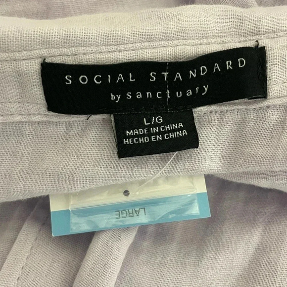 NWT - Social Standard by Sanctuary Gauze Button Down Shirt Lavender Purple Large - Picture 6 of 7